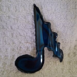 Vintage metal art Music note brooch